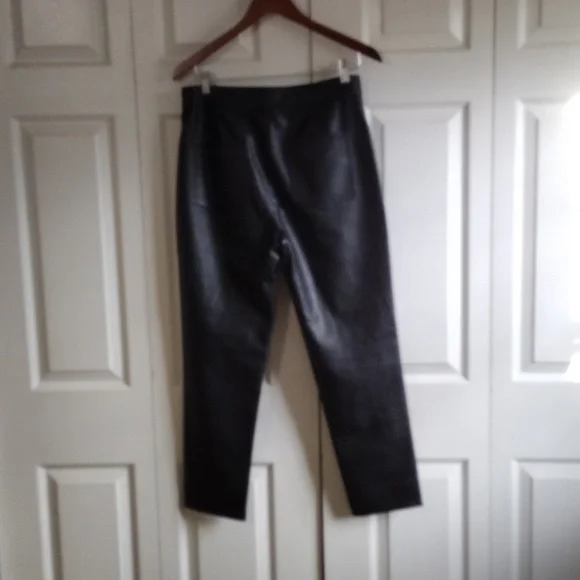 We the Free faux leather Zip up black pants size 29 pockets ankle High Rise